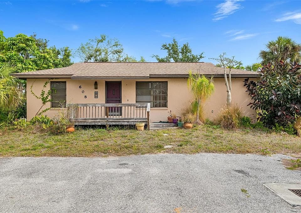 1st image of 608 COQUINA COURT
