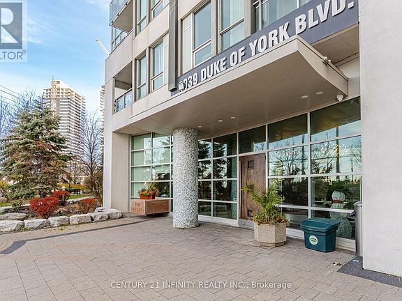 4th image of 3939 Duke Of York Blvd #Penthouse 1