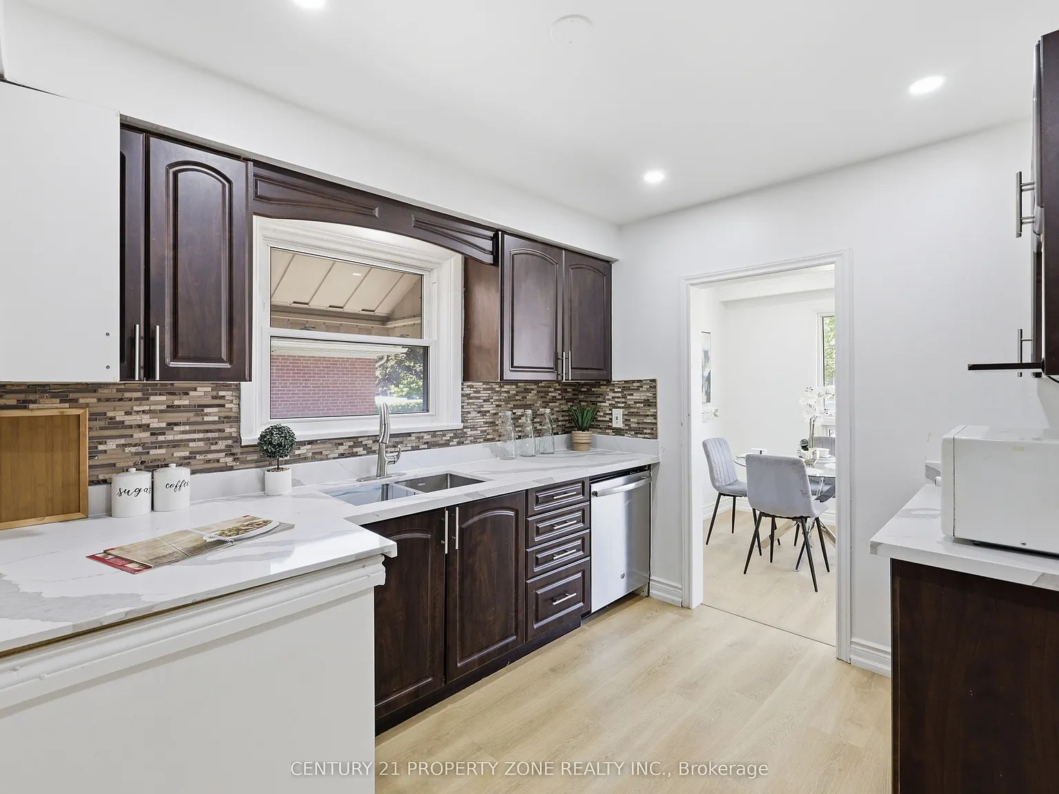3 bed, $2,600 — Photo 4