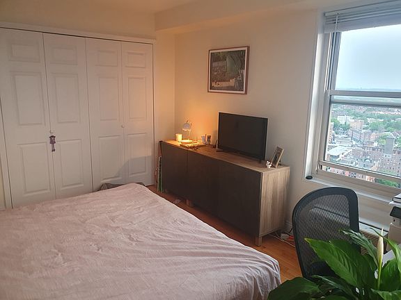 4th image of 12333 83rd Ave APT 2708