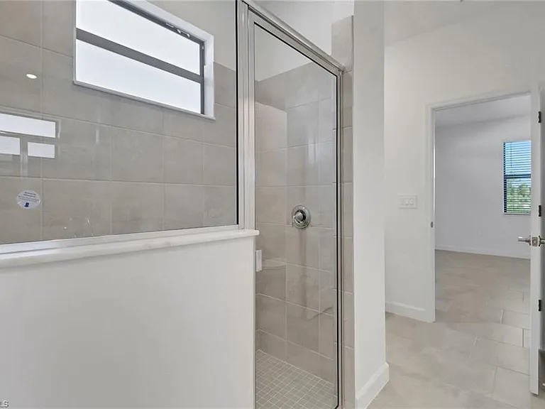 19588 Hinkley Dr — Photo 16