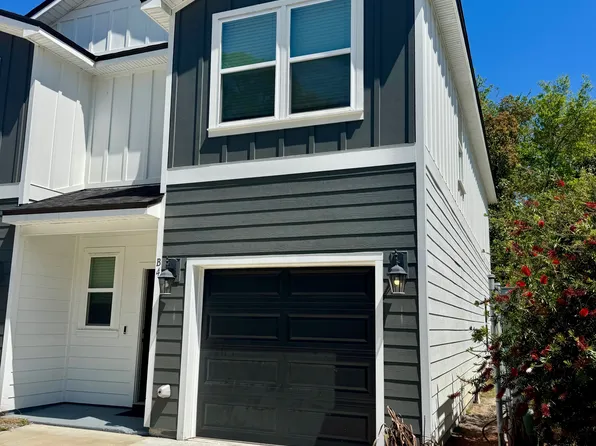 272 The Prad Unit B-4, Apalachicola, FL 32320