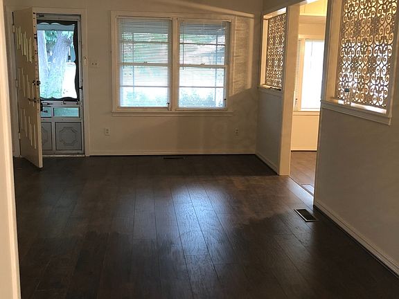 5th image of 1811 Mustang St