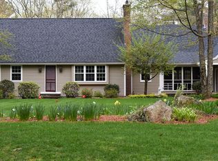 371 Sterling Rd, Jefferson, MA 01522