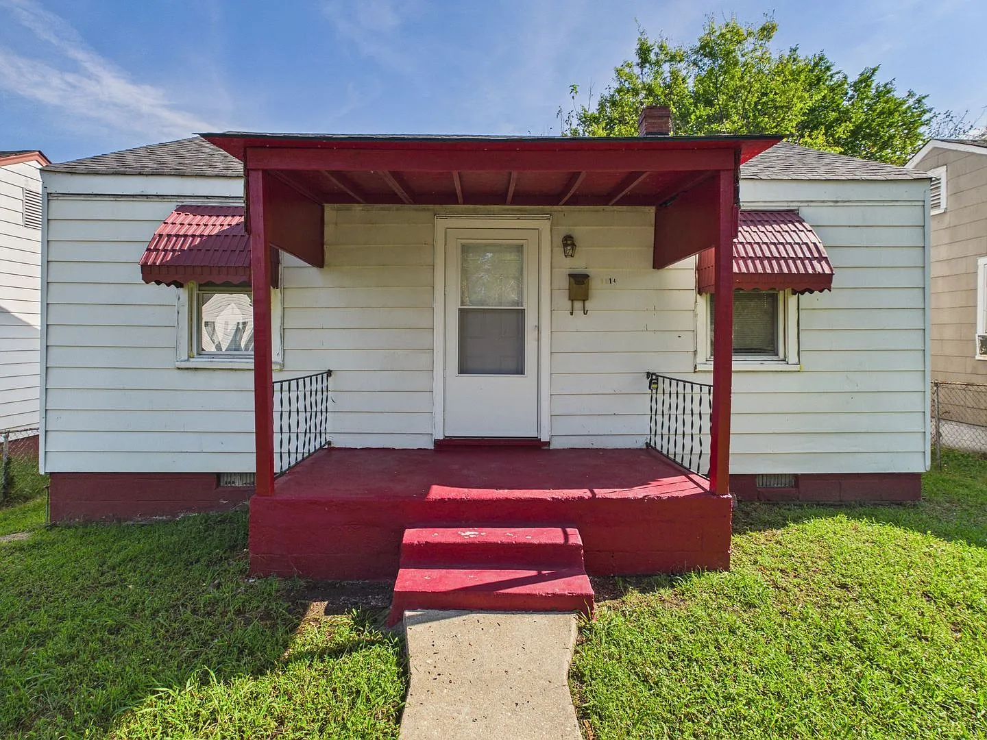 2 bed, 1.0 bath, 672 sqft, $1,400 — Photo 2