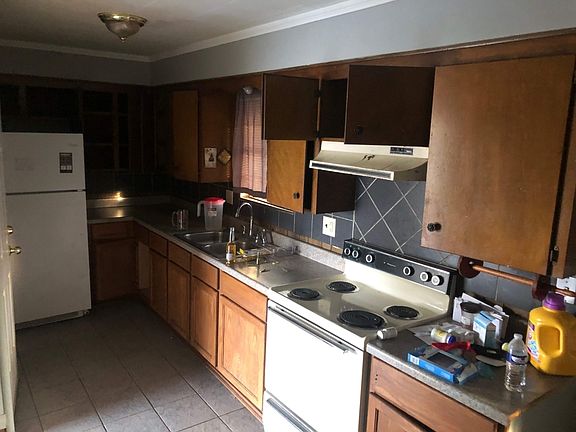 5th image of 109 Lindsey Cir