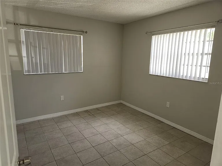 9831 Grace Dr — Photo 11