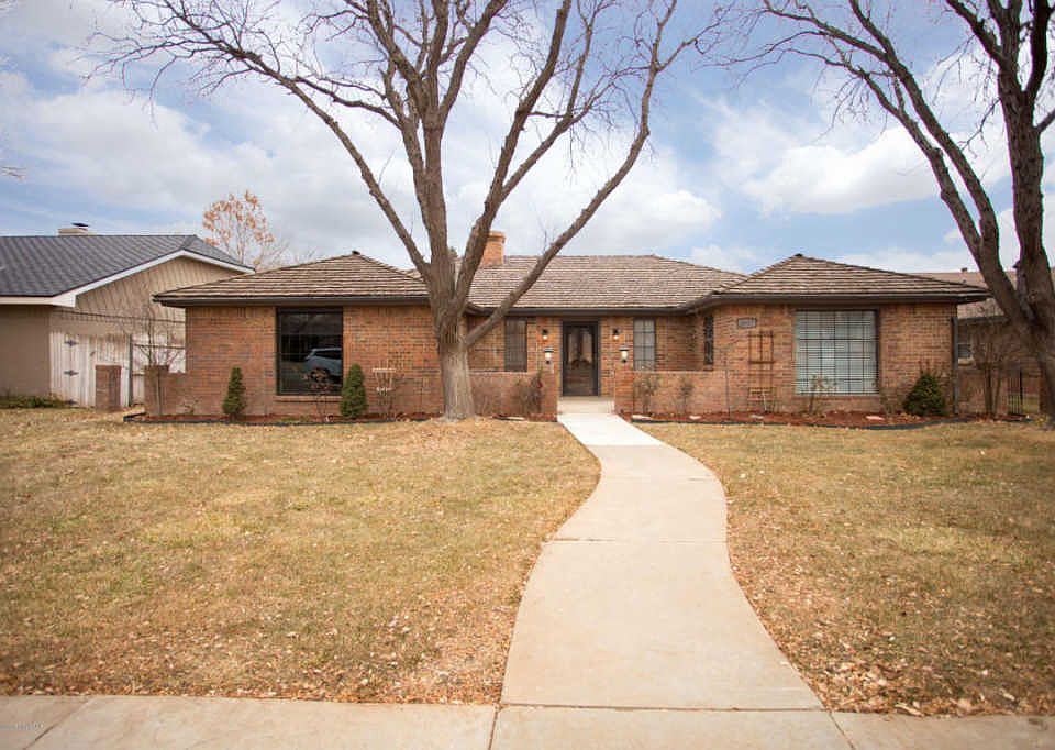 1st image of 4017 Pinehurst Dr