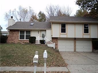 2nd image of 8602 Linda Ln
