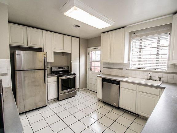 2nd image of 2200 Harlan St #3347103