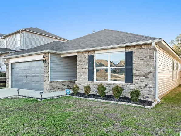 590 Woodland Crest Rd, Pell City, AL 35125