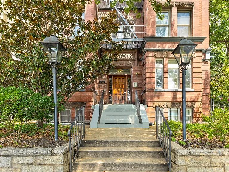 115 New York Ave NW #7 — Photo 19