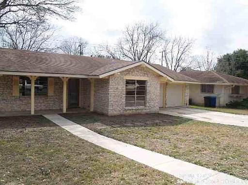 1st image of 3518 LAKEFIELD DR