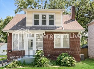 9104 Delphine Ave, Saint Louis, MO