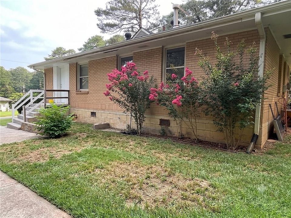 2nd image of 3133 McAfee Rd