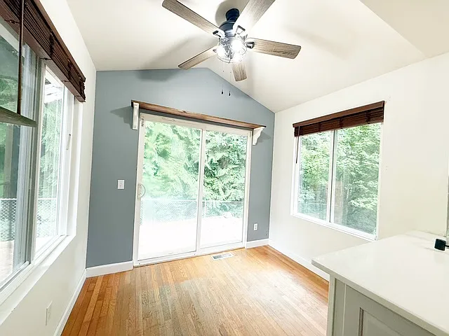 2971 Sprague St — Photo 12