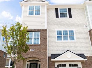 525 Gathering Park Cir #15, Cary, NC 27519