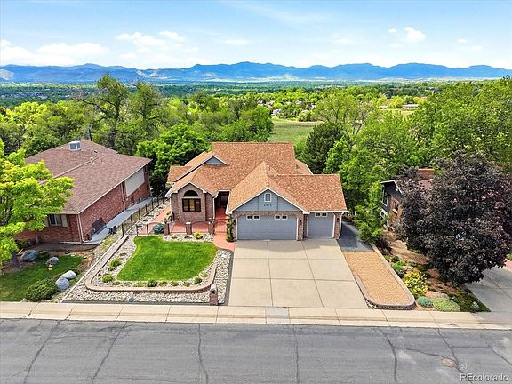 2nd image of 6919 Estes Drive