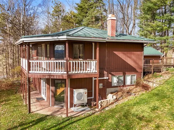 142 W Malloryville Rd, Freeville, NY 13068