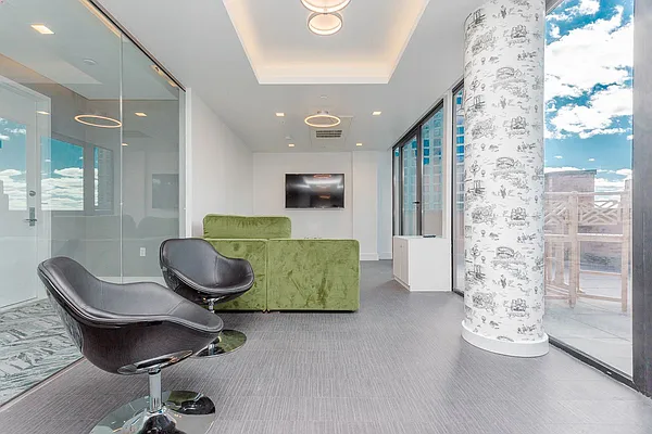 Rented by Bravado Real Estate LLC | media 23