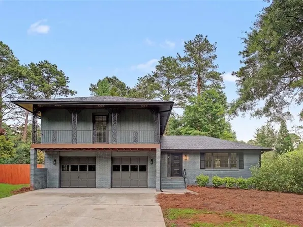 4094 Indian Trce SW, Lilburn, GA 30047