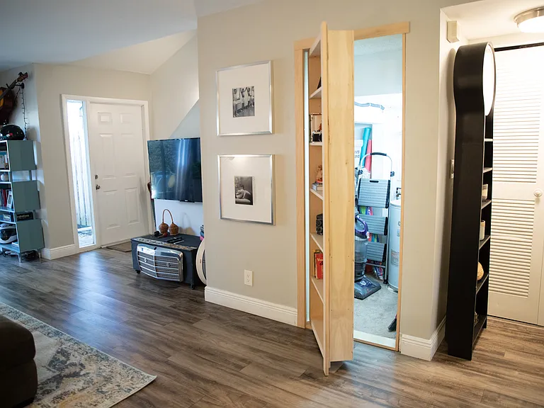 303 City View Dr #303 — Photo 5
