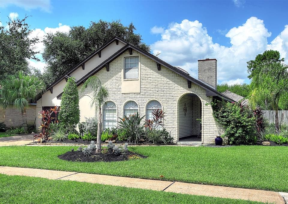 1st image of 3601 Polk Ln