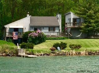 21 Mossy Point Rd, Ticonderoga, NY 12883