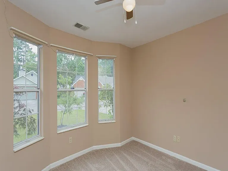 1706 Lake Park Cir — Photo 8
