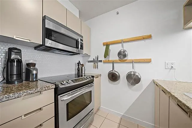 1082 Seymour Street Vancouver — Photo 3