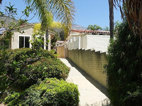 4th image of 2534 Vista Dr