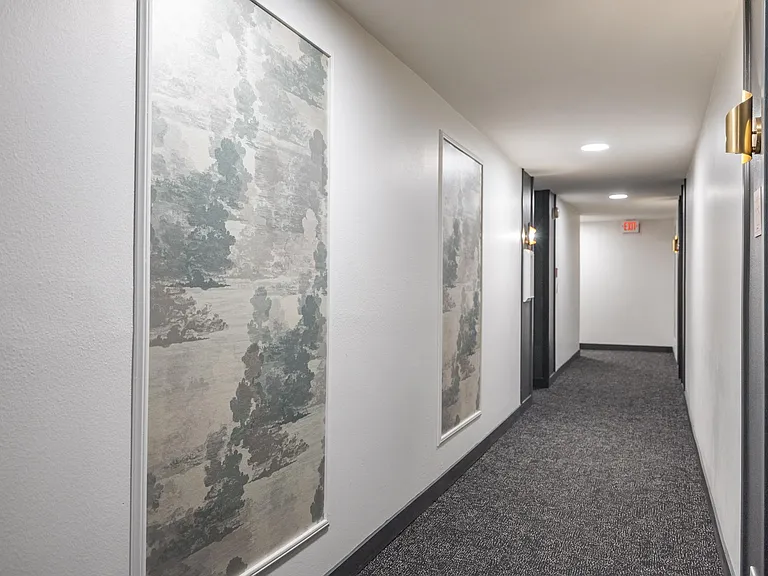 San Pasqual Apartments — Photo 33