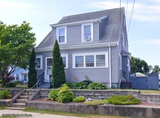 81 Dixwell Ave, Cranston, RI 02910