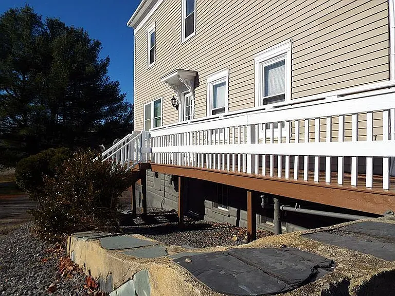 812 Gray Rd — Photo 9
