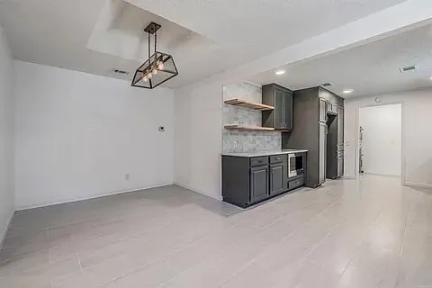 13818 Saddle Wood Dr — Photo 9