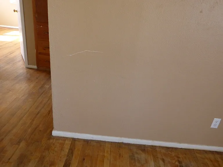 703 Dixie Dr — Photo 8