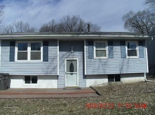 216 E Wall Ave, Des Moines, IA 50315