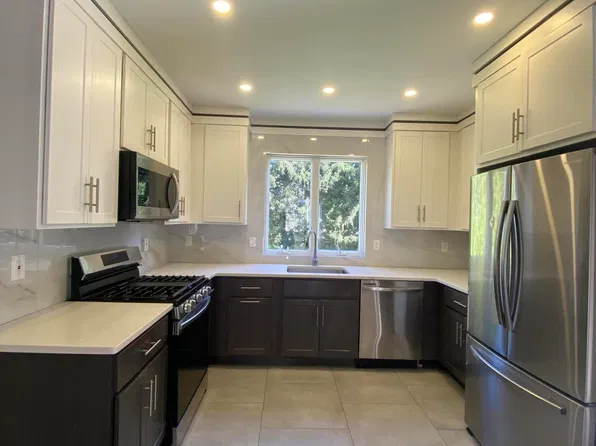 414 Main Street, Manalapan, NJ 07726