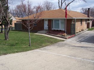 7943 S 88th Ave, Justice, IL