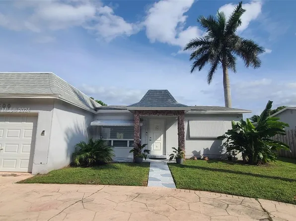 5400 SW 11th St, Margate, FL 33068