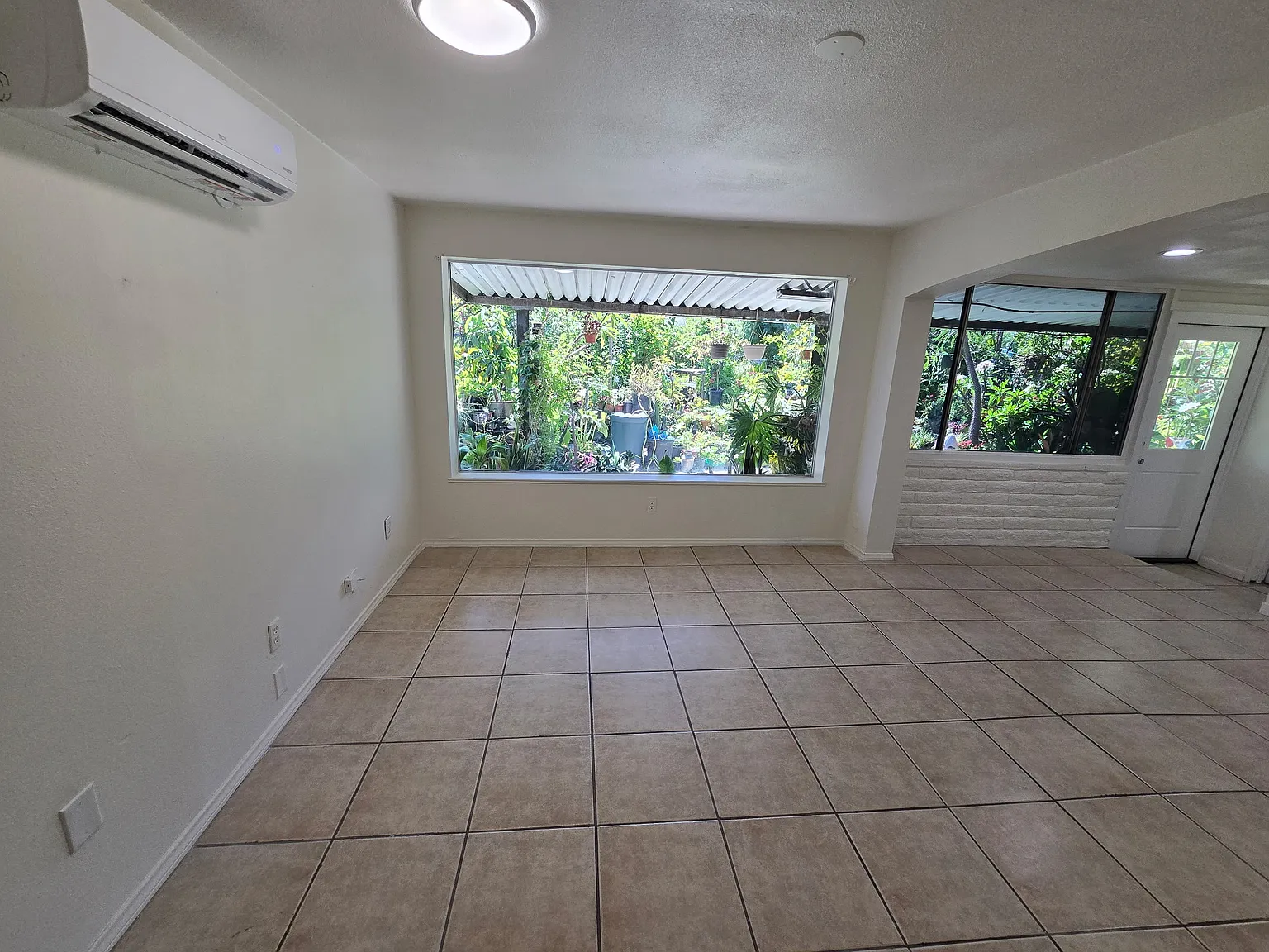 1 bed, 550 sqft, $1,750 — Photo 3