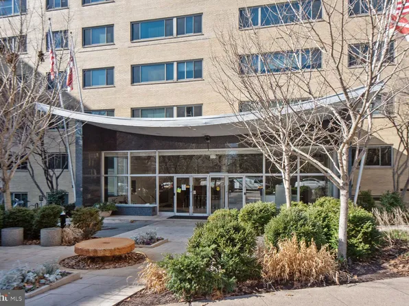 4600 Connecticut Ave NW APT 905, Washington, DC 20008