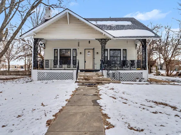 107 E Hale St, Spring Hill, KS 66083