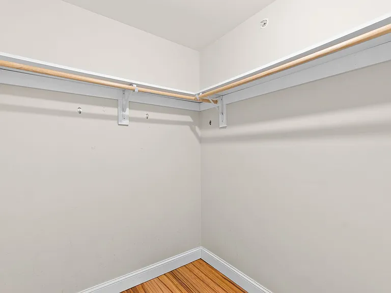 280 S 20th St #2 — Photo 17