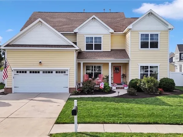 136 Bella Dr, Chesapeake, VA 23322