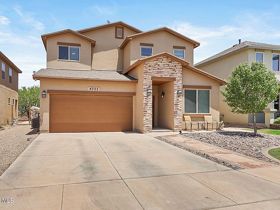 2nd image of 4052 Loma Dante Dr