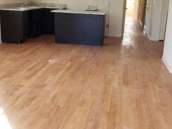 5th image of 3020 North Leavitt #2N