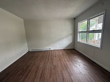 5th image of 1008 Mount Vernon Ave APT 2