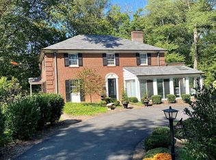 1601 Woodsdale Rd, Wilmington, DE 19809