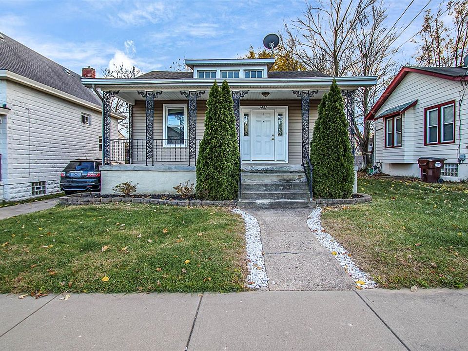 1st image of 1621 De Armand Ave